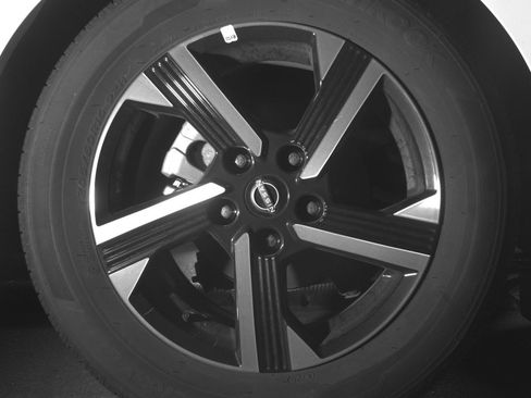 Used 2025 Nissan Sentra SV image 15