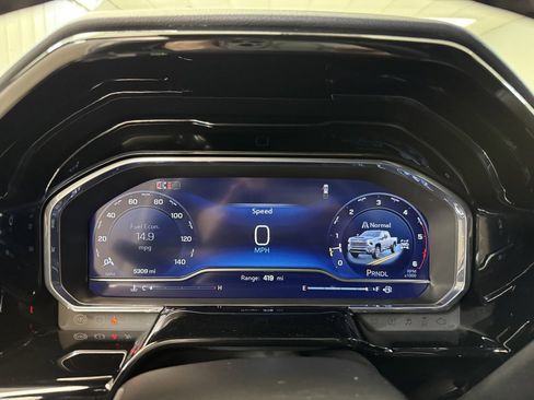 Used 2025 Chevrolet Silverado 2500 High Country w/ High Country Premium Package image 31