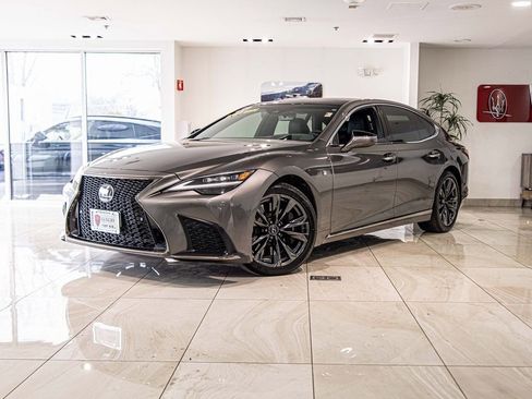 Used 2022 Lexus LS 500 F Sport w/ Accessory Package (Z1) AWD/4WD image 2