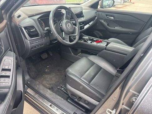 Used 2023 Nissan Rogue SL w/ SL Premium Package image 10