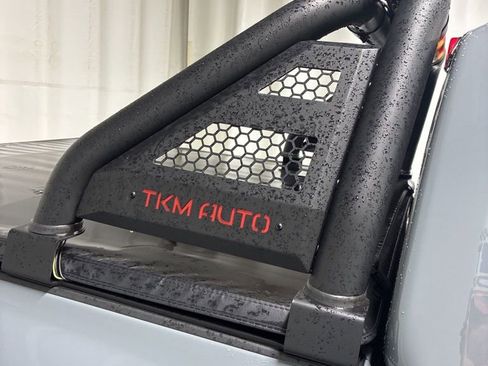 Used 2024 Nissan Frontier PRO-4X w/ Technology Package image 30