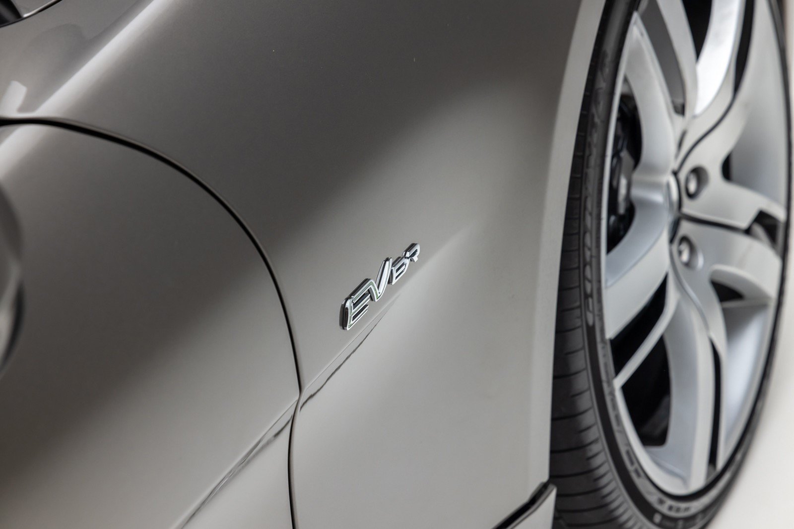 Used 2012 Fisker Karma EcoSport RWD image 34