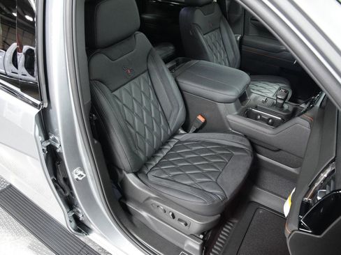 New 2025 GMC Sierra 1500 AT4 w/ AT4 Premium Package image 20