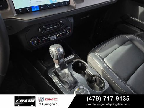 Used 2025 Ford Bronco Outer Banks AWD/4WD image 21