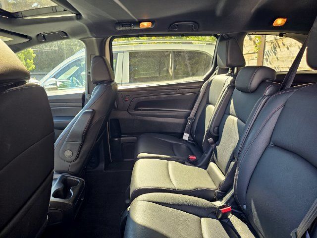 Used 2025 Honda Odyssey Sport-L image 8