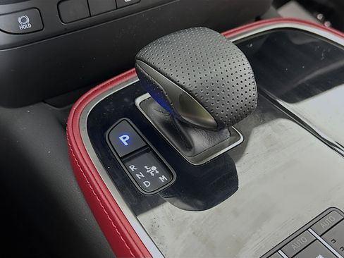 Used 2025 Lexus LS 500 F Sport image 16