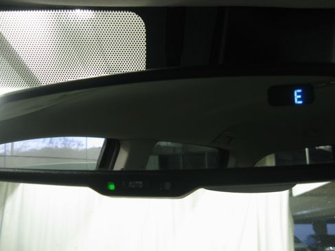 Used 2020 Toyota Tacoma SR5 image 18