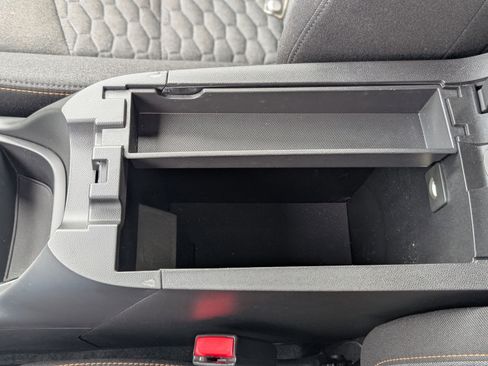 Used 2020 Chevrolet Equinox LT image 24