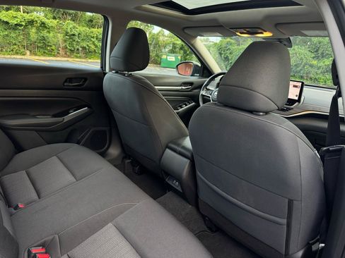 Used 2023 Nissan Altima 2.5 SV w/ SV Premium Package FWD image 21