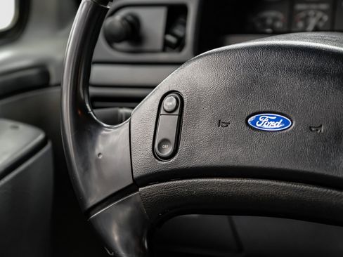 Used 1997 Ford F350 XLT image 21