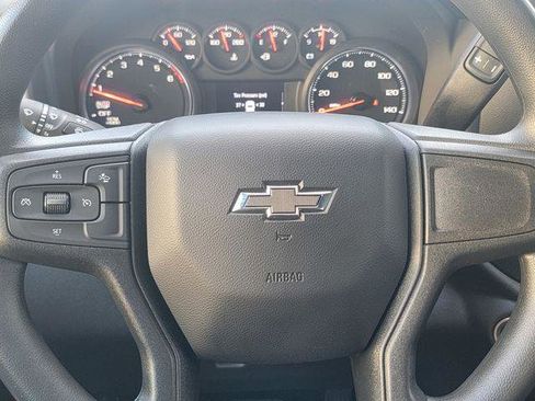 Used 2024 Chevrolet Silverado 1500 Custom Trail Boss w/ Turbomax Blackout Package AWD/4WD image 32