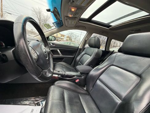 Used 2009 Subaru Outback 2.5i Limited image 9