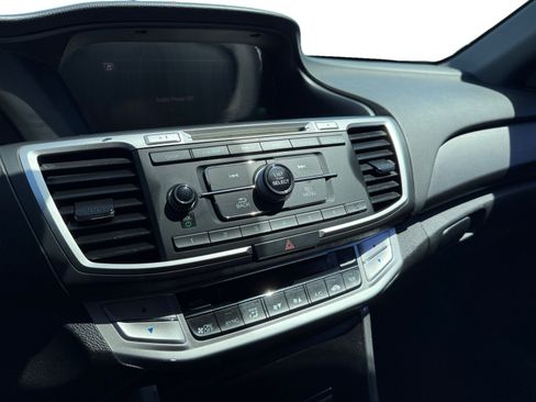 Used 2013 Honda Accord LX image 12