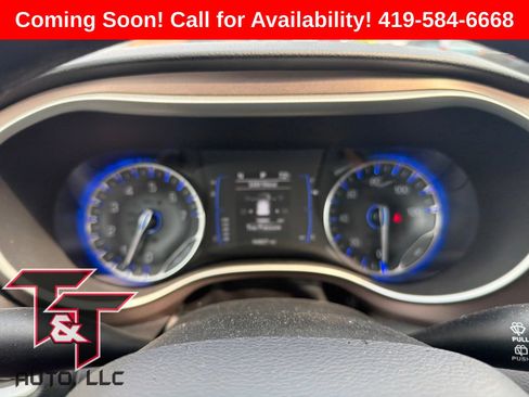 Used 2021 Chrysler Voyager Lxi FWD image 13