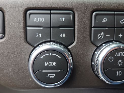 Used 2026 GMC Sierra 1500 SLT w/ SLT Premium Plus Package image 34