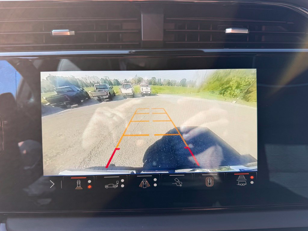 Used 2024 GMC Sierra 1500 AT4X w/ AT4X AEV Edition AWD/4WD image 5