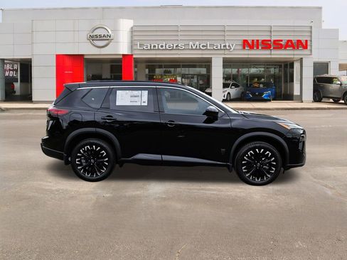 New 2026 Nissan Rogue SV FWD image 2