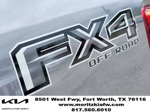 Used 2022 Ford F250 Lariat w/ Black Appearance Package AWD/4WD image 12