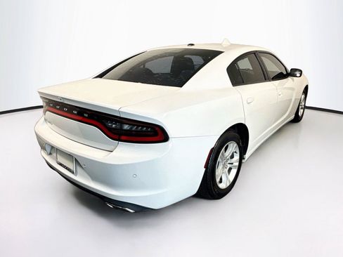 Used 2020 Dodge Charger SXT RWD image 5