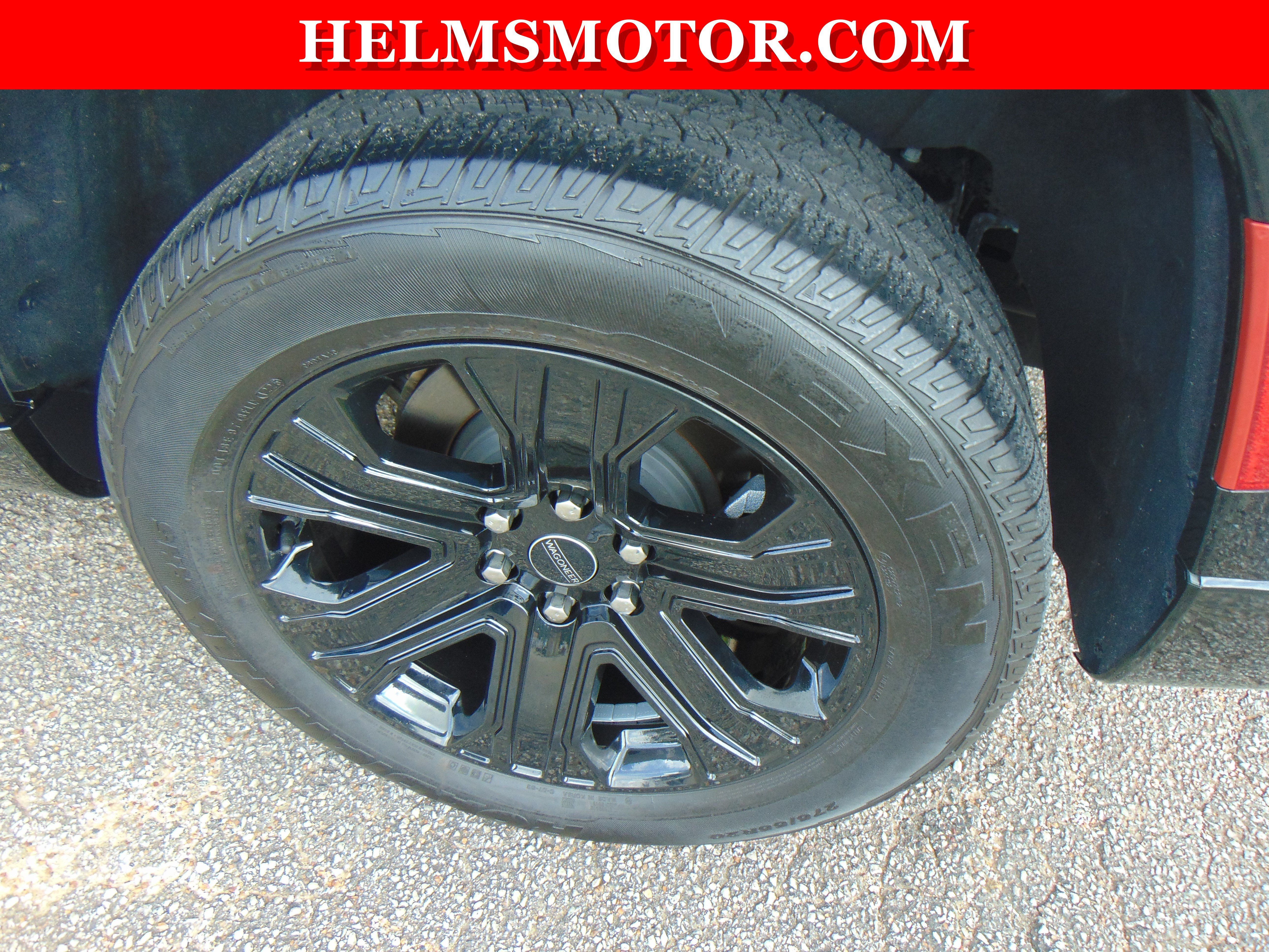 Used 2025 Jeep Wagoneer 4WD image 36