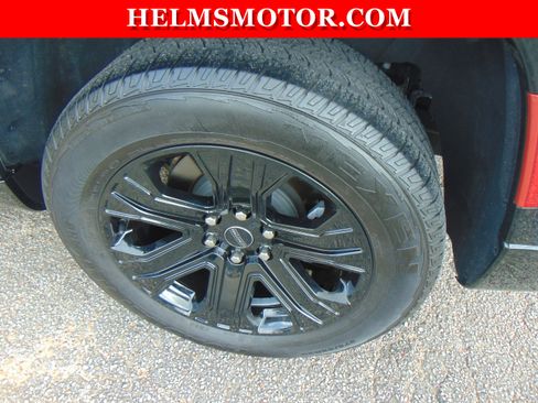 Certified 2025 Jeep Wagoneer 4WD image 36
