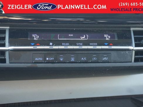 Used 2021 Toyota Sienna LE image 23