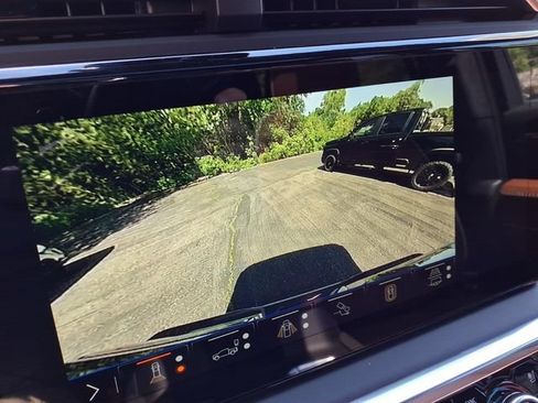 New 2026 GMC Sierra 2500 Denali Ultimate AWD/4WD image 36