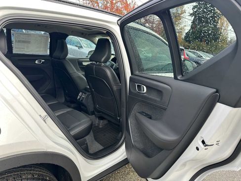 New 2026 Volvo XC40 B5 Ultra w/ Climate Package image 13