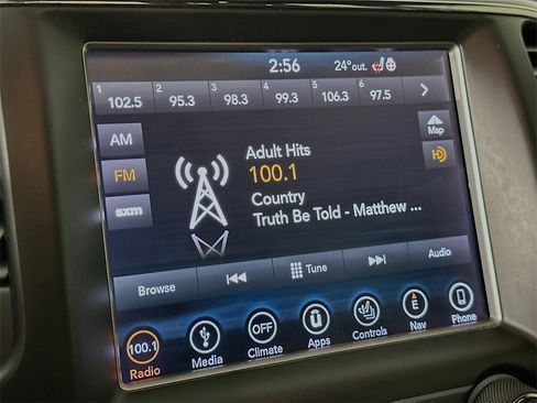 Used 2018 Jeep Grand Cherokee Altitude image 20