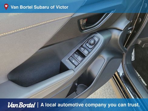 Used 2024 Subaru Crosstrek 2.5i Sport image 14