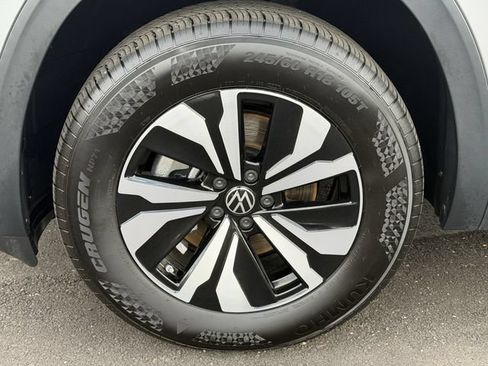 Used 2026 Volkswagen Atlas Cross Sport SE AWD/4WD image 10