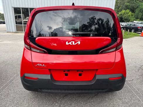 Used 2022 Kia Soul LX FWD image 9