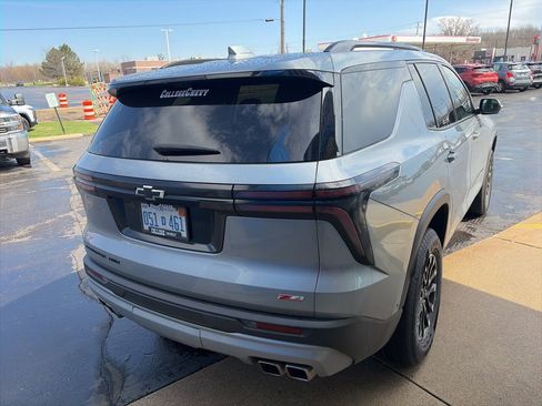 Used 2024 Chevrolet Traverse Z71 w/ Enhanced Driving Package AWD/4WD image 7