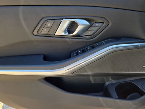 Used 2025 BMW M340i Sedan RWD image 15