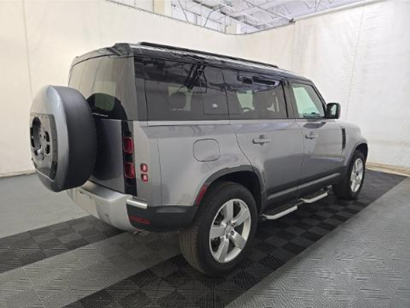 Used 2024 Land Rover Defender 110 S AWD/4WD image 2