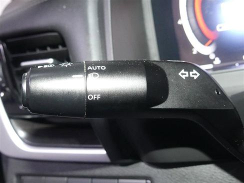 Used 2023 Nissan Rogue Platinum w/ Platinum Premium Package AWD/4WD image 34