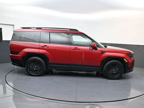 Used 2024 Hyundai Santa Fe Calligraphy image 2