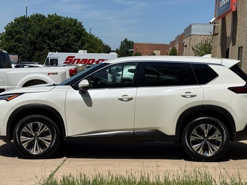 Used 2021 Nissan Rogue SV AWD/4WD image 4