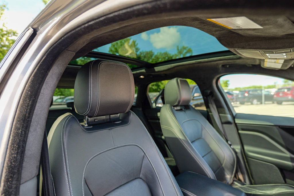 Used 2019 Jaguar F-PACE R-Sport AWD/4WD image 38