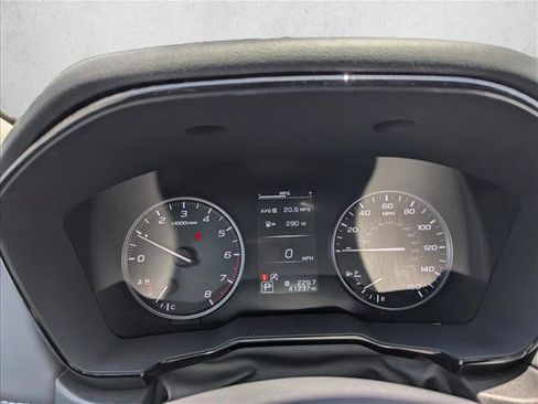 Used 2025 Subaru Outback Premium AWD/4WD image 16