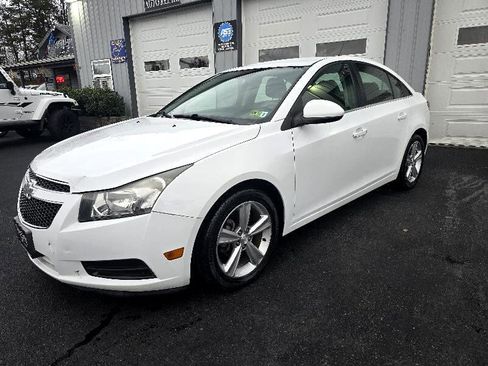 Used 2014 Chevrolet Cruze LT image 1