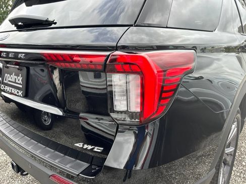 New 2026 Ford Explorer Active w/ Active Comfort Package AWD/4WD image 12