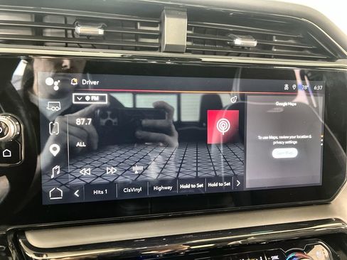 Used 2025 GMC Sierra 2500 AT4X AWD/4WD image 14