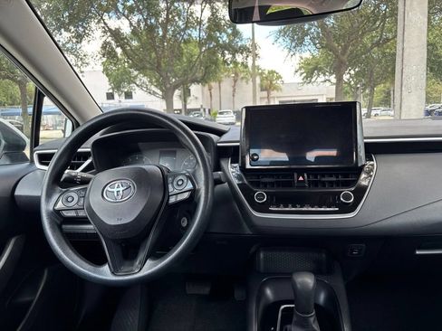 Used 2024 Toyota Corolla LE FWD image 22