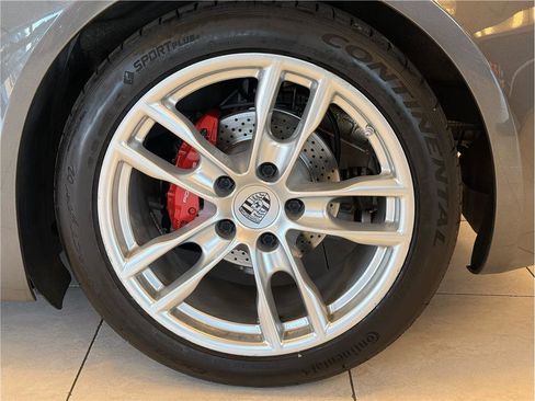 Used 2014 Porsche Boxster S image 17