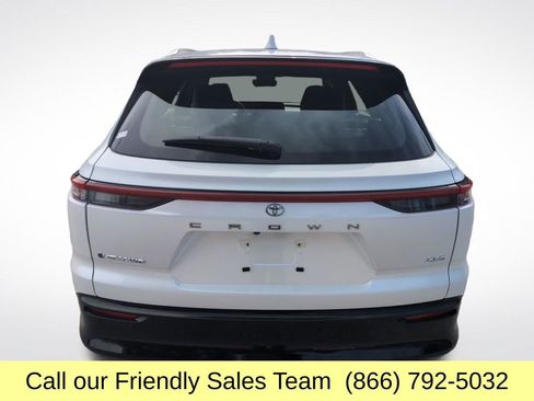 New 2026 Toyota Crown Signia image 4