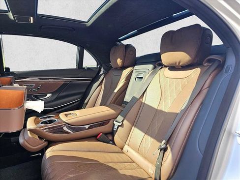 Used 2018 Mercedes-Benz S 560 4MATIC Sedan image 16