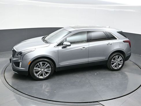 Certified 2025 Cadillac XT5 Premium Luxury image 31