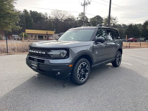 New 2025 Ford Bronco Sport Outer Banks w/ Outer Banks Tech Package+ image 2