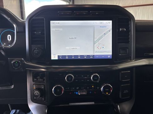 Used 2023 Ford F150 Lariat w/ Trailer Tow Package image 7